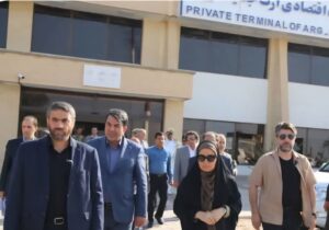 Read more about the article فرودگاه بم جان تازه می‌گیرد؛ تقاطع دهبکری با حضور وزیر راه به بهره‌برداری رسید