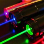 ساخت اولین نمونه بومی سنسور ارتعاشات پیشرفته با فناوری میکرو و اپتیک