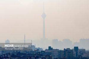 Read more about the article آلودگی هوای تهران در وضعیت نارنجی؛ شاخص کیفیت به ۱۱۱ رسید