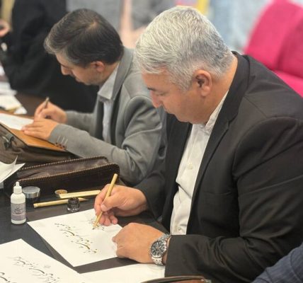 رویداد هنری «کاغذ بی‌خط» در قوچان برگزار شد