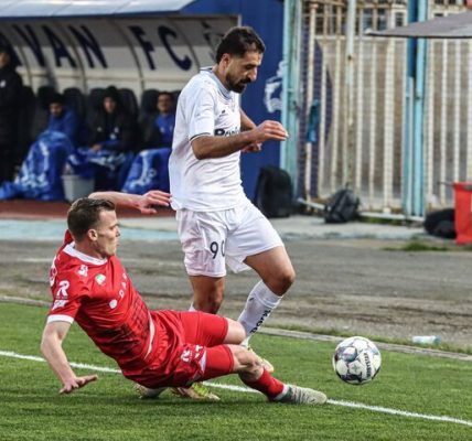 جلسه اضطراری مسئولان باشگاه پرسپولیس به خاطر شکست‌های متوالی