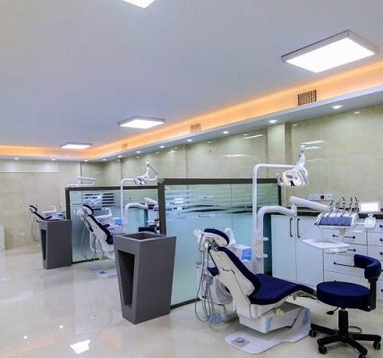 شناسایی و پلمب کلینیک دندانپزشکی غیرمجاز در نارمک