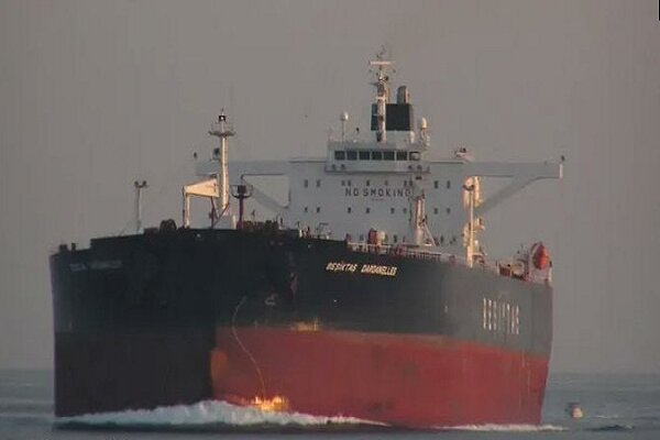 ادامه بارگیری نفت در خارگ؛ تصاویر VLCC و رد ادعای تمام‌شدن ذخایر