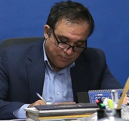 انتقاد تند تاجرنیا علیه نامه باشگاه لیگ برتری به رئیس‌جمهور