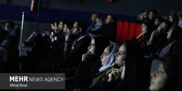 فروش هفتگی سینما پس از پنج روز تعطیلی محرمی به ۸ میلیارد رسید